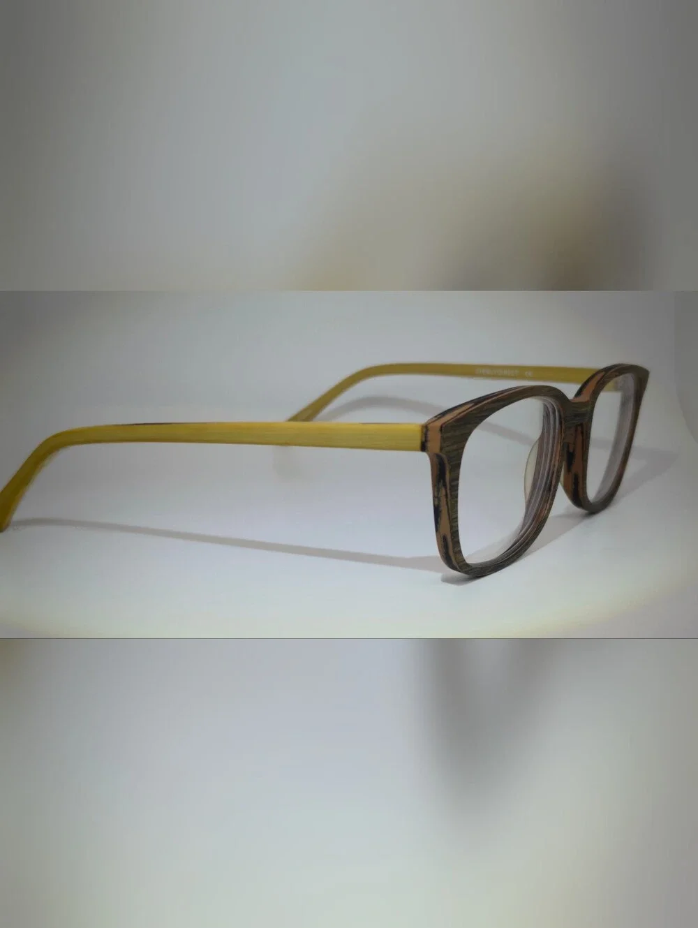 Botanist. Square Woodgrain Frame Acetate.